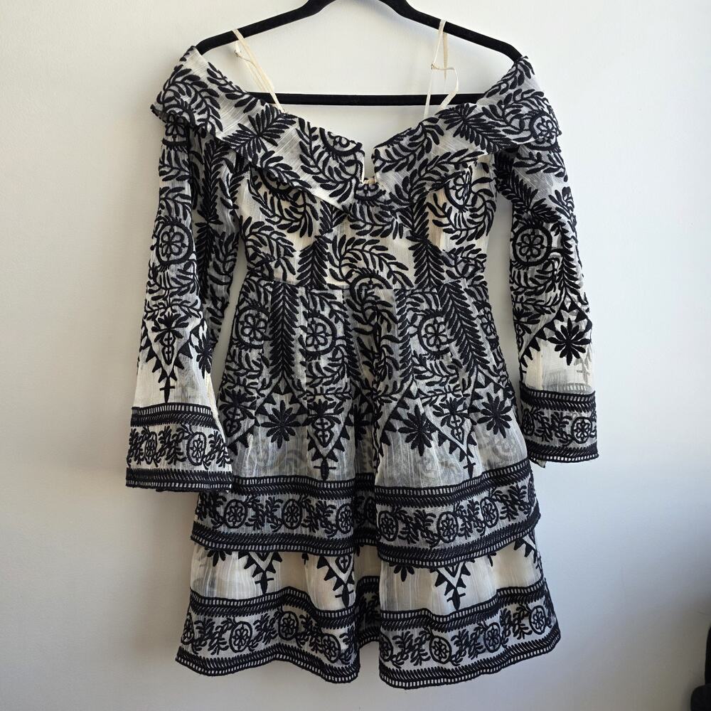 Elliatt XS Embroidered‎ Off Shoulder Mini Dress Black Ivory Bell Sleeve Tiered